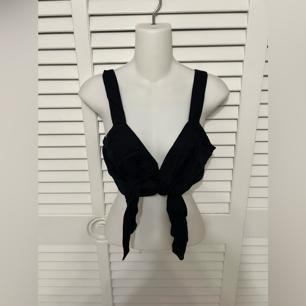 Abercrombie tie front top